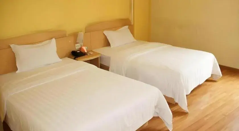 Bed in 7 Days Inn Changsha Pedestrian Street Nanmenkou Metro Station Bed in 7 Days Inn Changsha Pedestrian Street Nanmenkou Metro Station