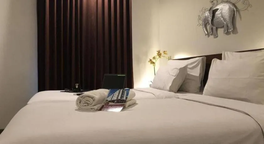 Bed in Burza Hotel Lubuk Linggau