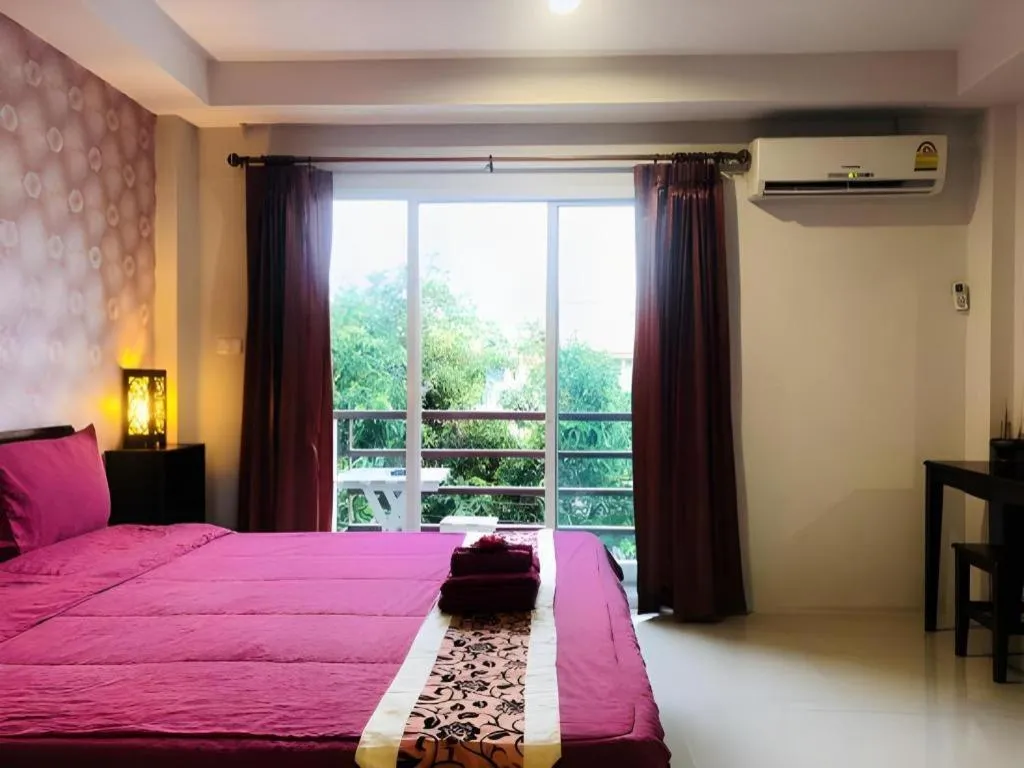 Bed in Tontalay Hotel