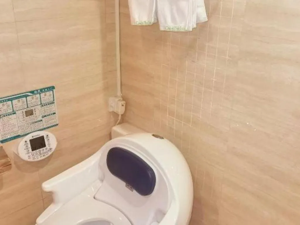 GreenTree Inn Kunshan Shimao Plaza Business Hotel