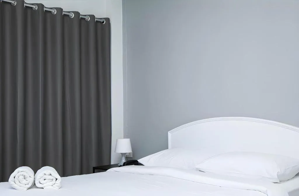 Bed in Crystal Hotel Huahin