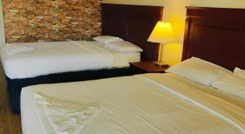 Bed in Niagara Best Inn