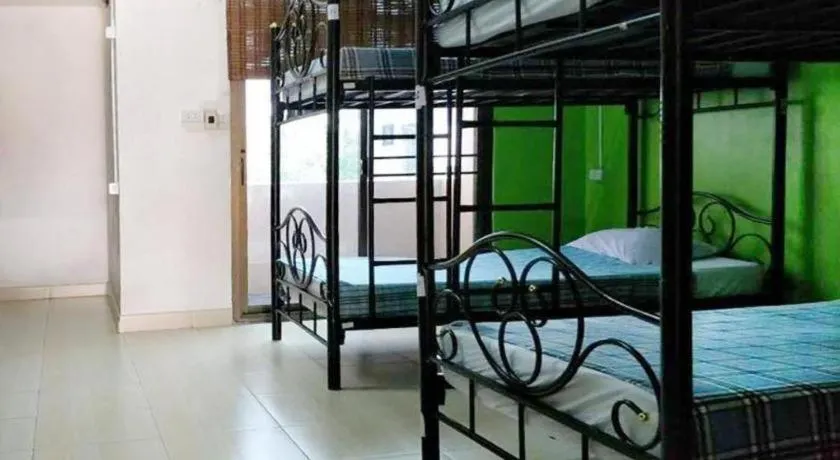 Bed in The Twins Hostel
