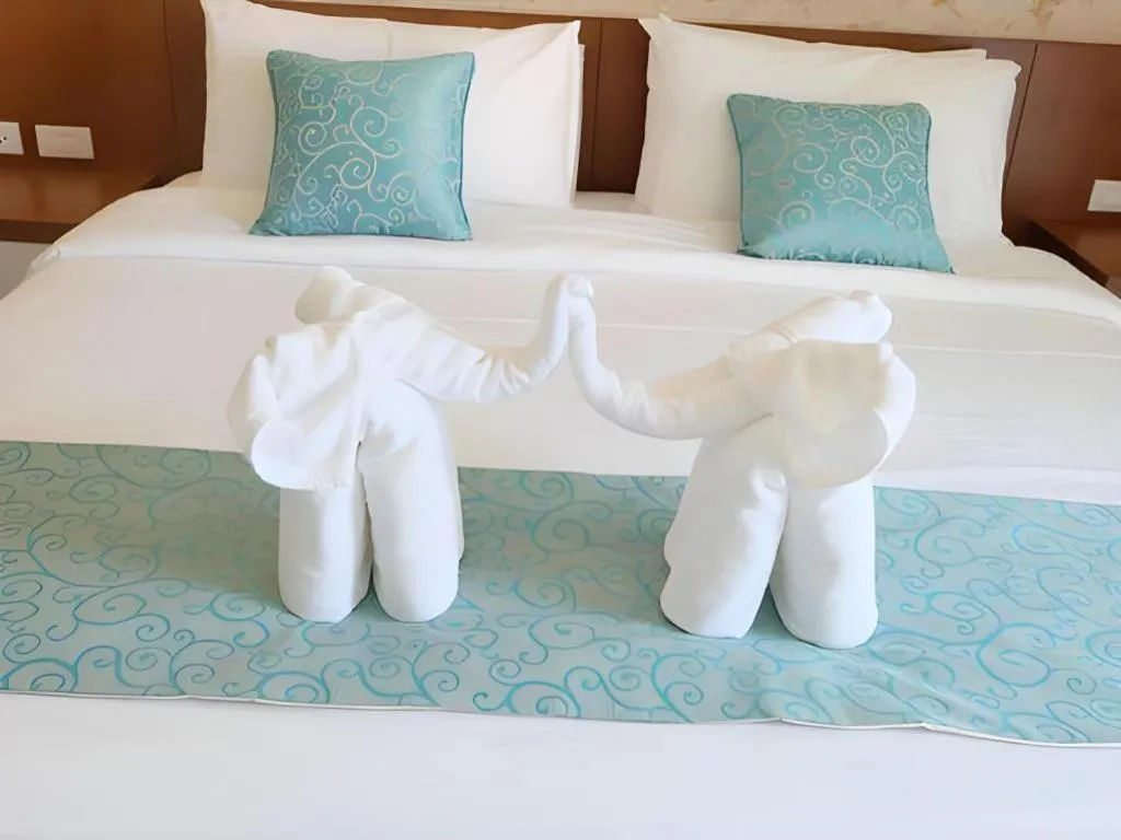 Bed in Mira Residence & Resort (halal)