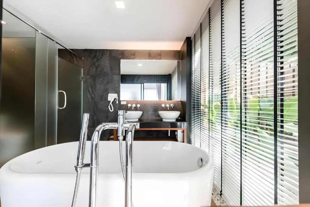 Mira Residence & Resort (halal)