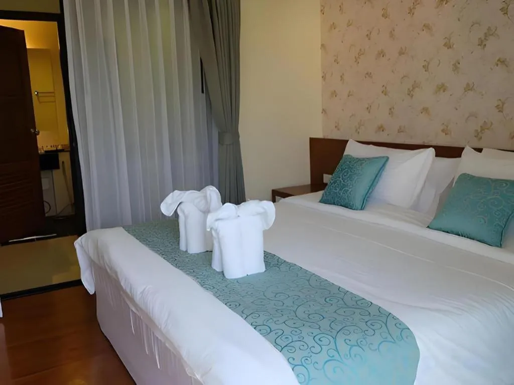 Bed in Mira Residence & Resort (halal)