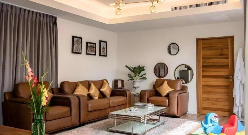 Mira Residence & Resort (halal)