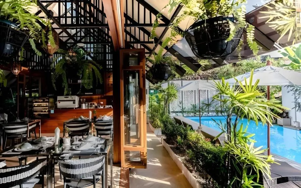 Mira Residence & Resort (halal)