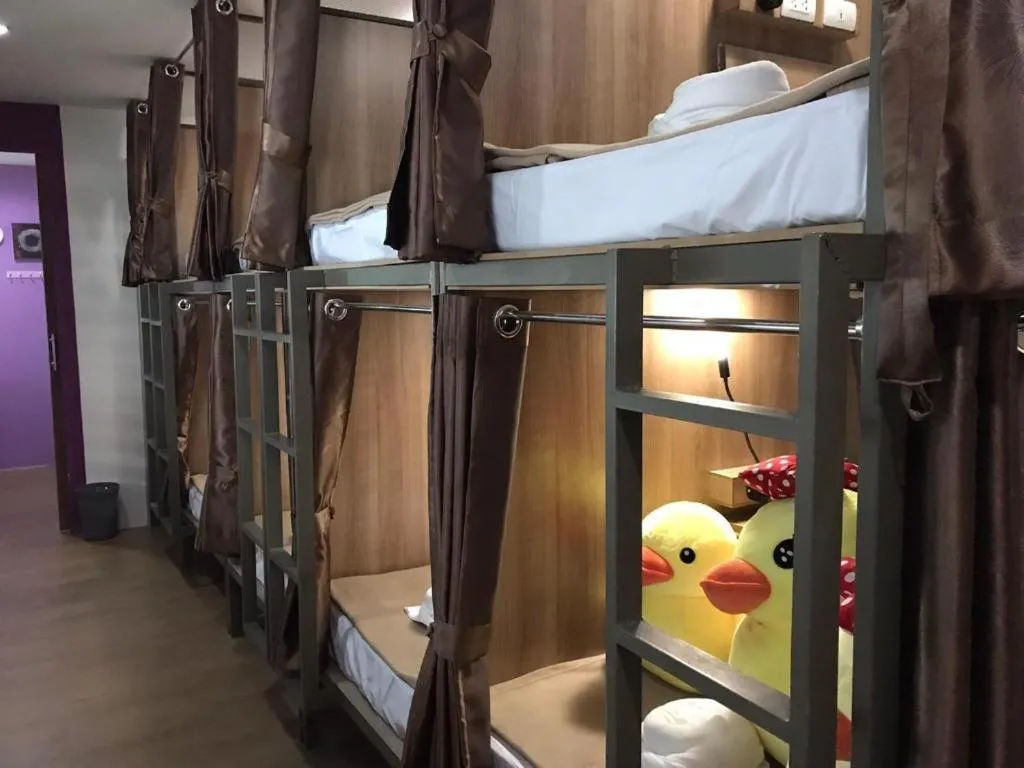 Bed in Sleep cafe @ Hidee