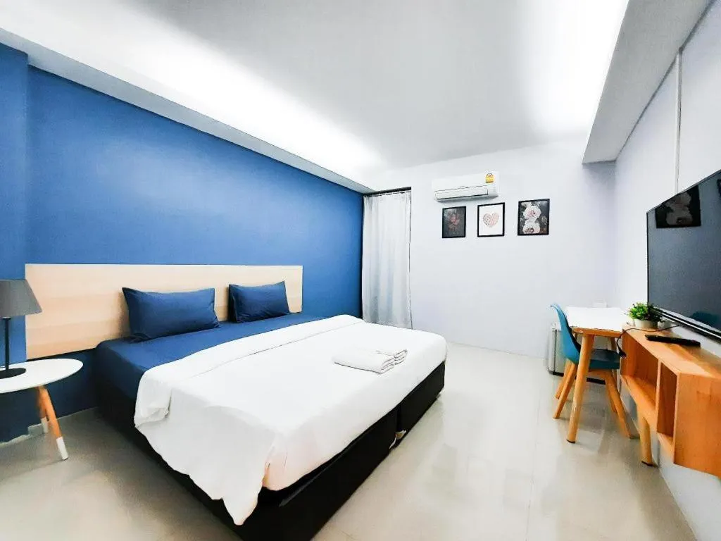 Bed in Your Place Hotel