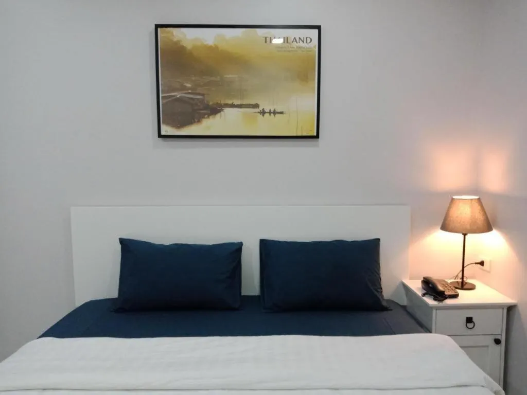 Bed in Your Place Hotel