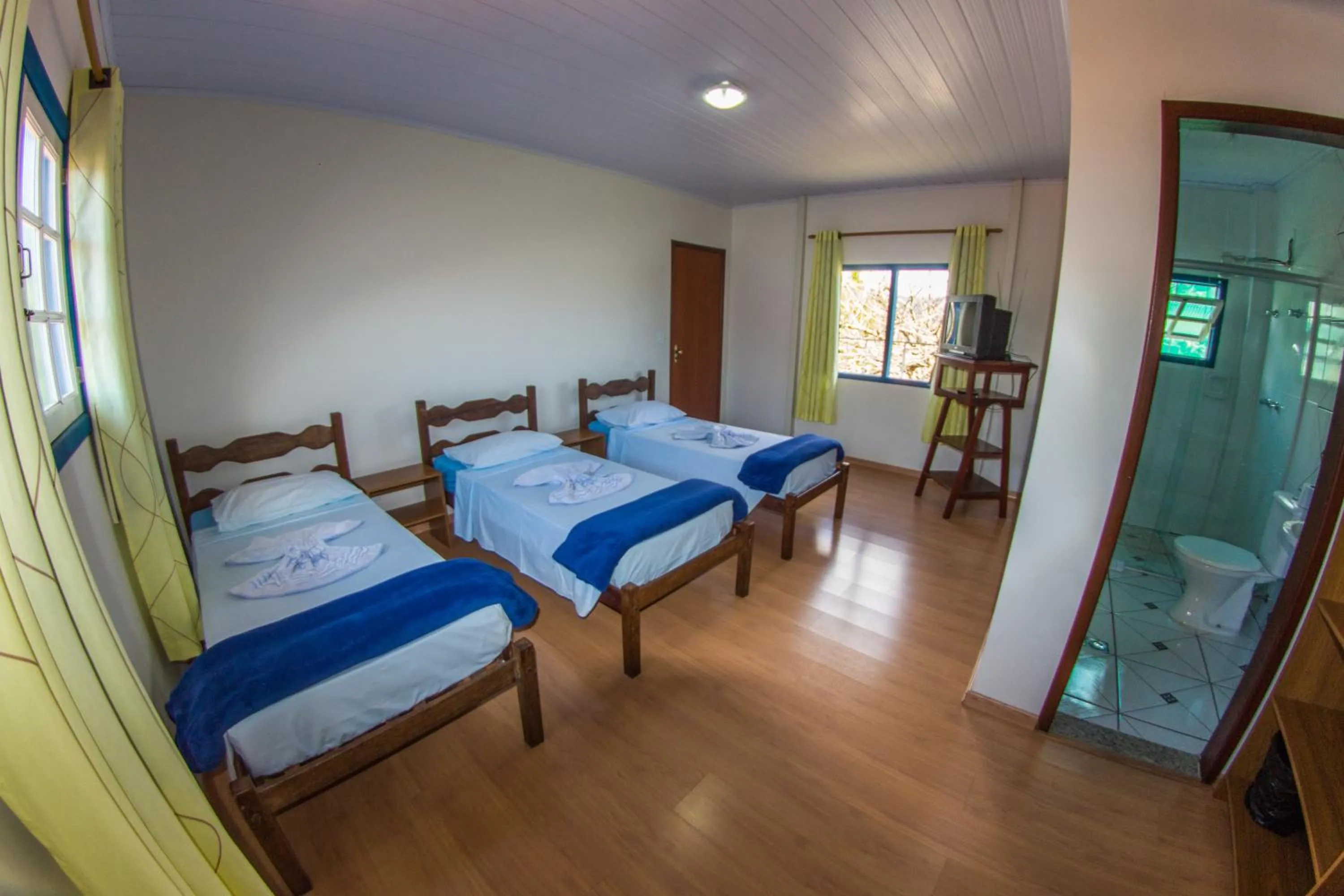 Photo of the whole room, Bed in Pousada Turismo