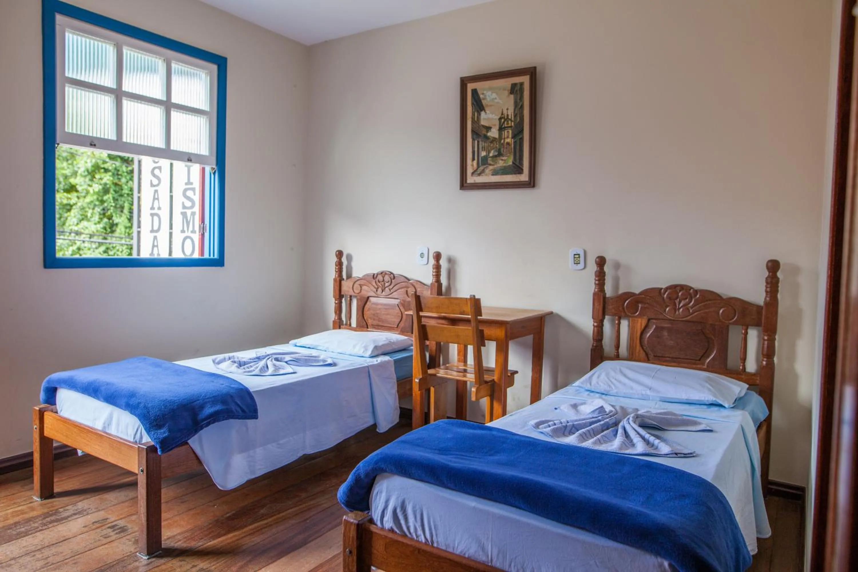 Photo of the whole room, Bed in Pousada Turismo