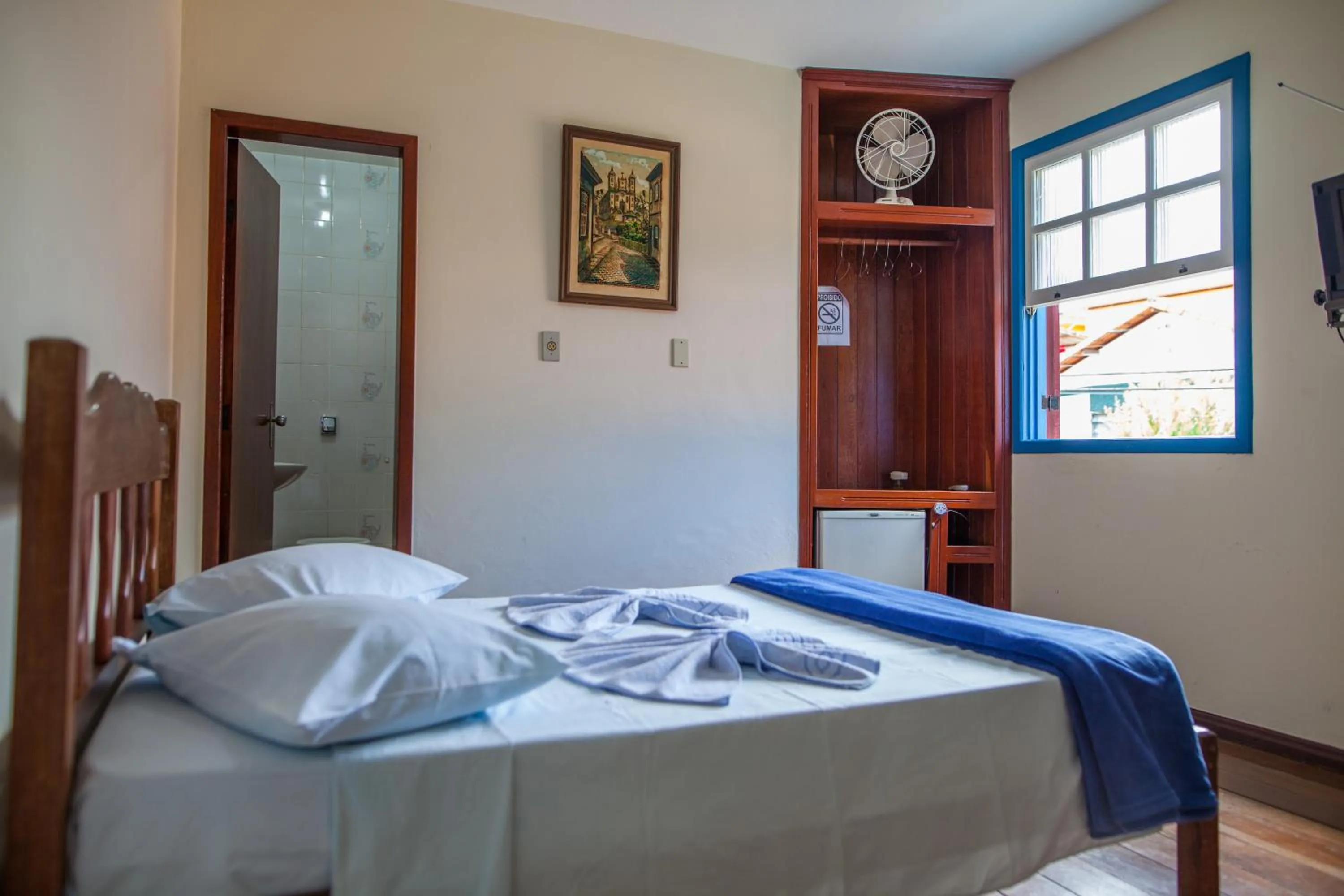 Photo of the whole room, Bed in Pousada Turismo
