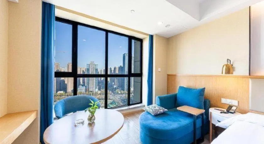 Bed in Kyriad Marvelous Hotel·Xi'an North High-speed Railway Station