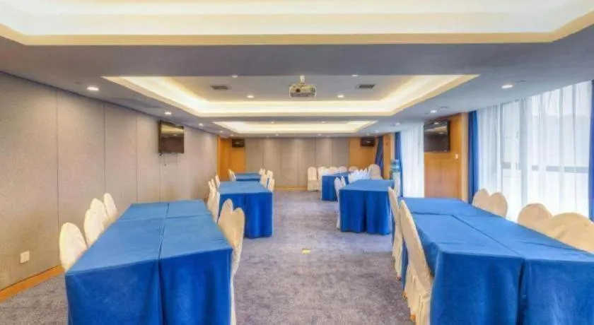 Kyriad Marvelous Hotel·Xi'an North High-speed Railway Station