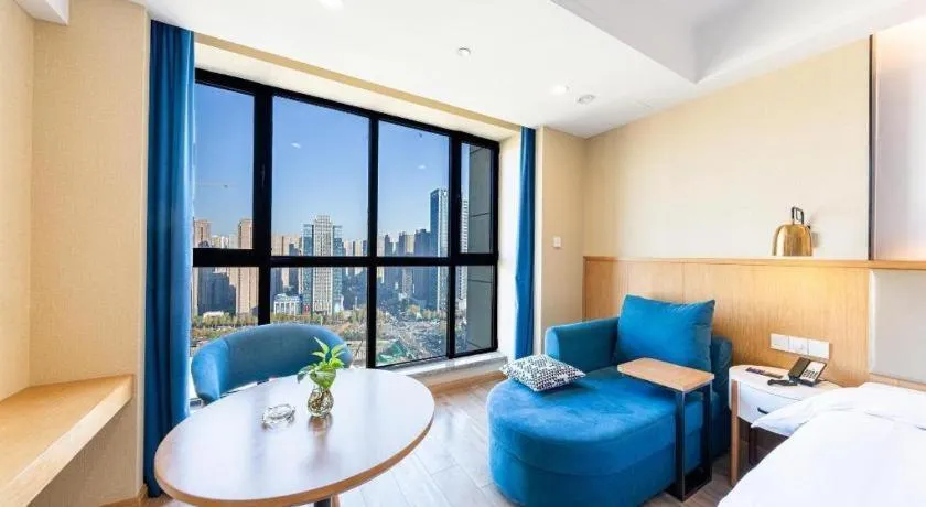 Bed in Kyriad Marvelous Hotel·Xi'an North High-speed Railway Station