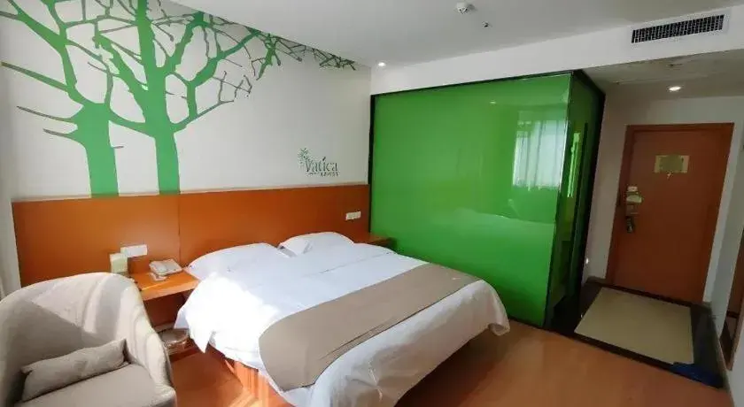 Bed in Vatica HeFei Baishuiba BHG Hotel Bed in Vatica HeFei Baishuiba BHG Hotel