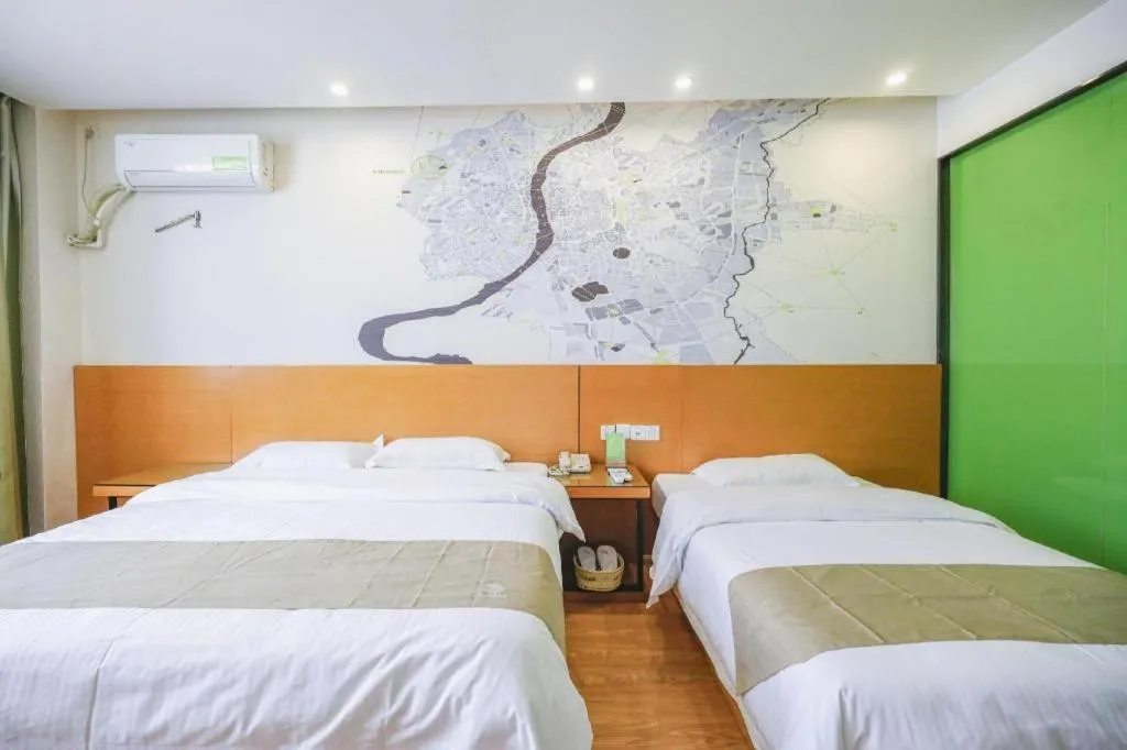 Bed in Vatica HeFei Baishuiba BHG Hotel