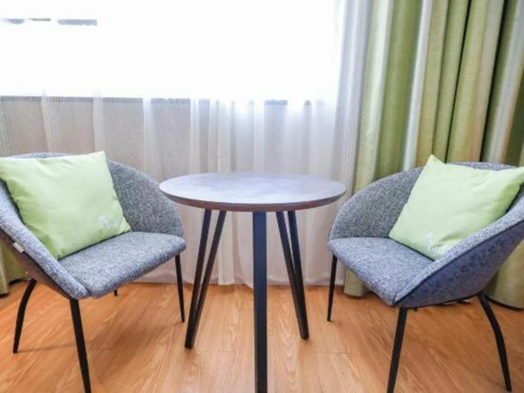 Vatica HeFei Baishuiba BHG Hotel