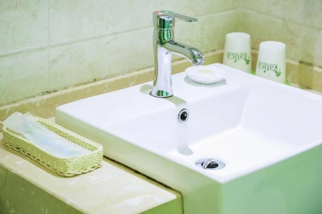 Vatica HeFei Baishuiba BHG Hotel