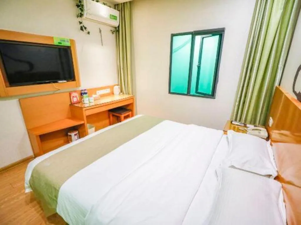 Bed in Vatica HeFei Baishuiba BHG Hotel