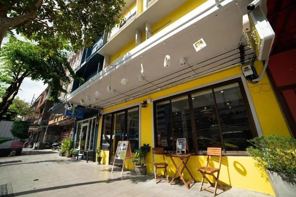 OYO 480 Lemon Siam Hostel