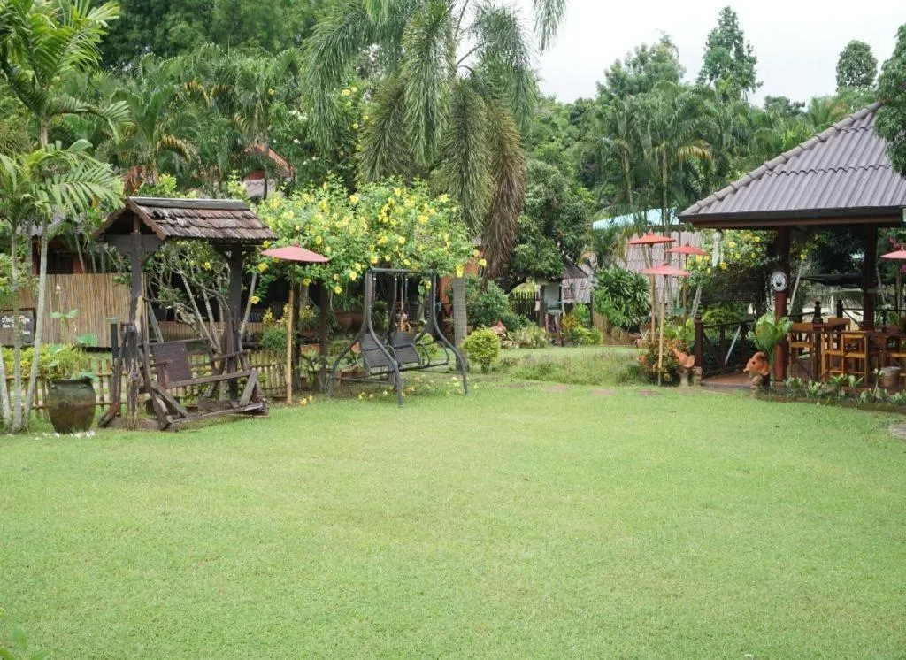 Ban Rai Tin Thai Ngarm Eco Lodge