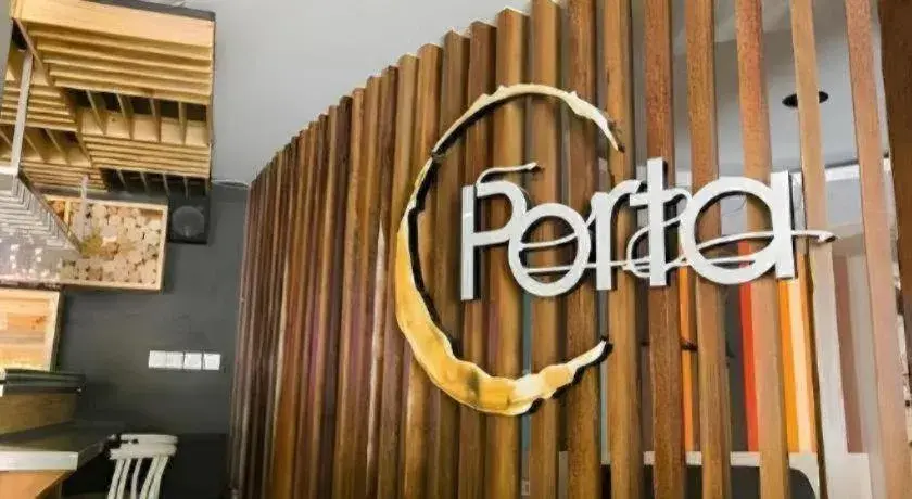 Life Puri Hotel Surabaya Life Puri Hotel Surabaya