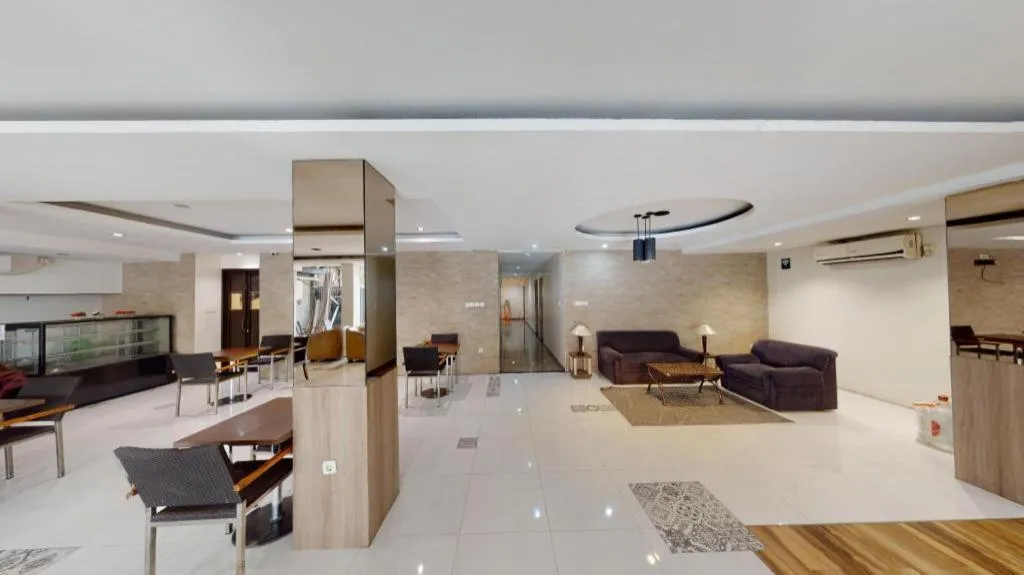 Life Puri Hotel Surabaya