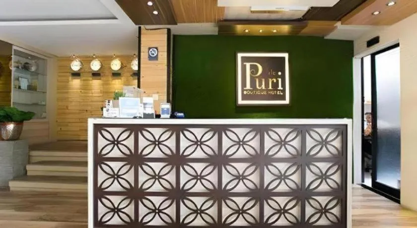 Life Puri Hotel Surabaya