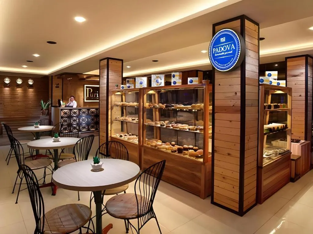 Life Puri Hotel Surabaya