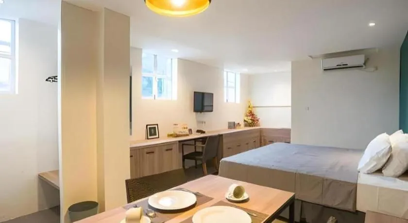 Bed in Life Puri Hotel Surabaya