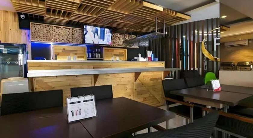 Life Puri Hotel Surabaya