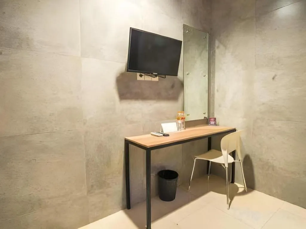 Life Puri Hotel Surabaya