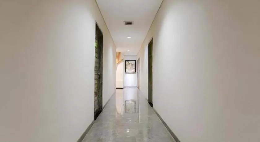 Life Puri Hotel Surabaya