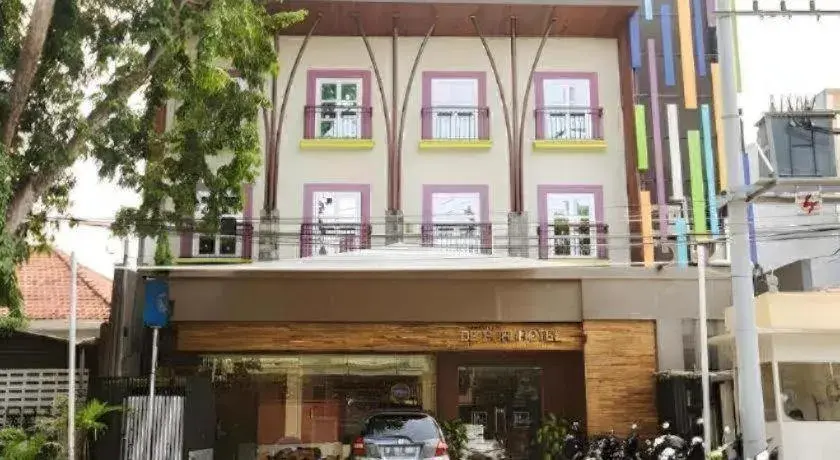 Life Puri Hotel Surabaya Life Puri Hotel Surabaya