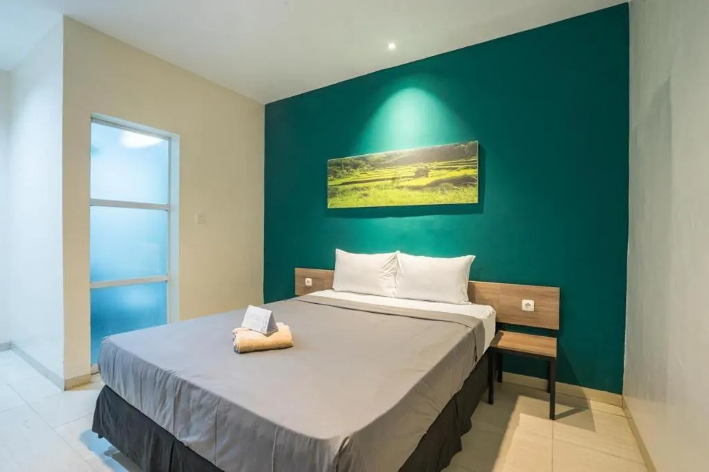 Bed in Life Puri Hotel Surabaya