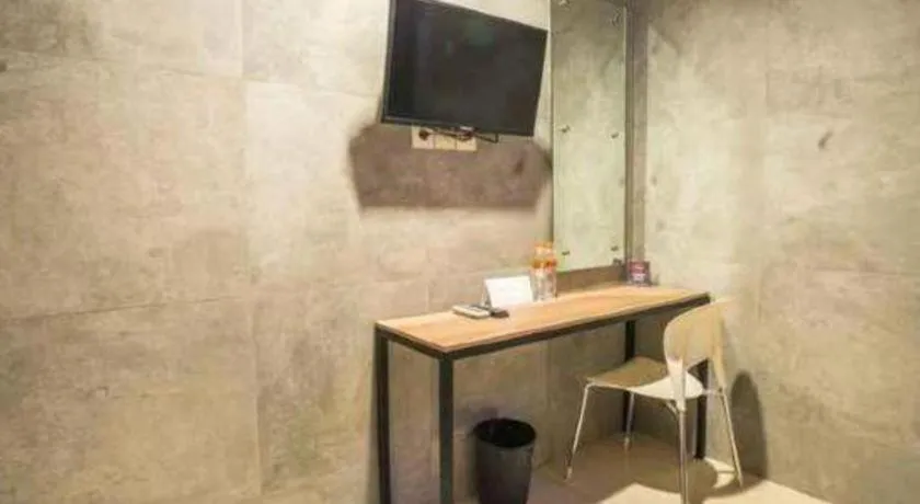 Life Puri Hotel Surabaya