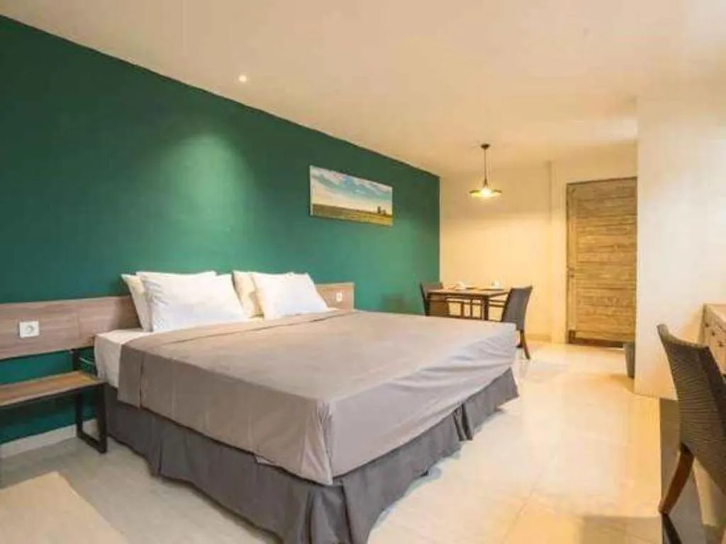 Bed in Life Puri Hotel Surabaya