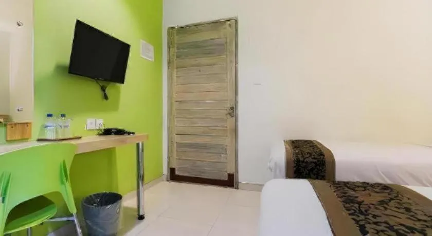 Bed in Life Puri Hotel Surabaya