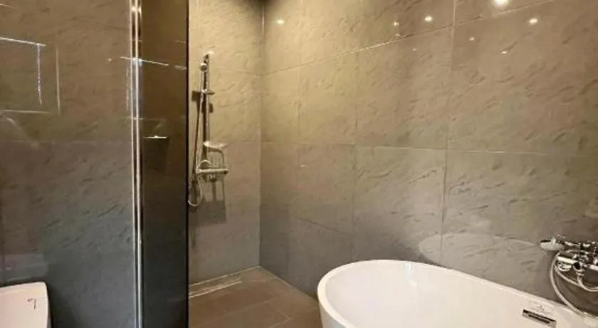 Top Cloud Hotel Iksan