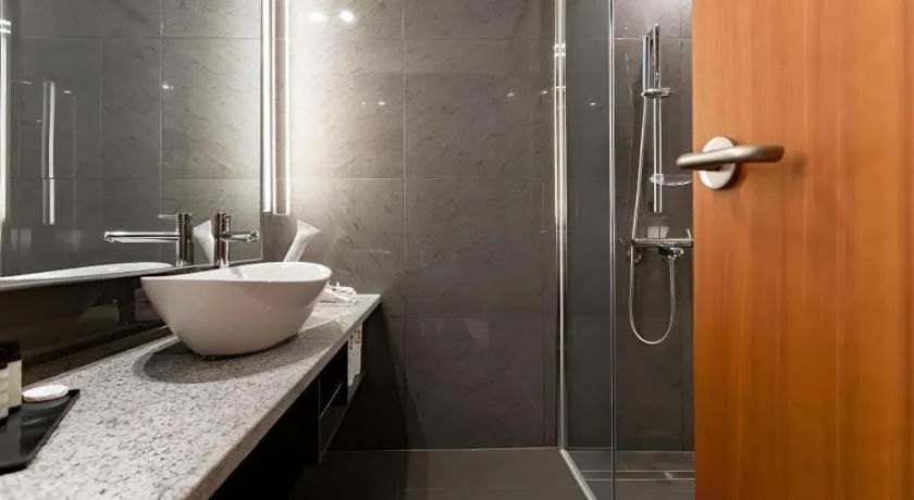 Top Cloud Hotel Iksan