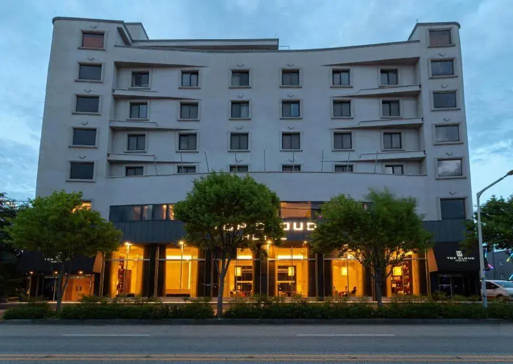 Top Cloud Hotel Iksan Top Cloud Hotel Iksan