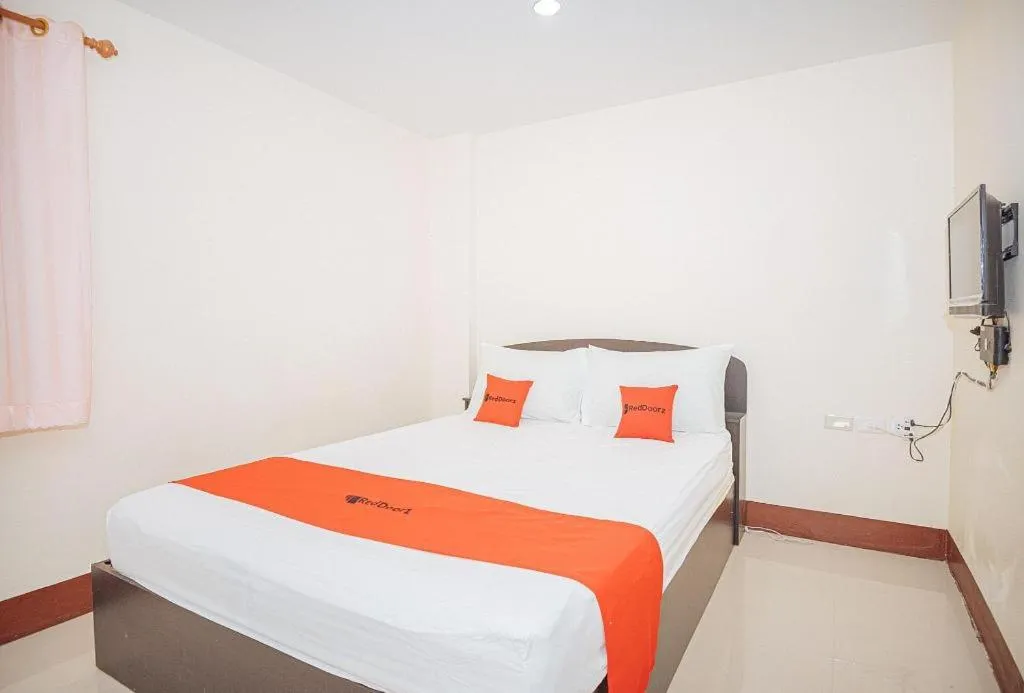 Bed in Supattranai Home Hua Hin