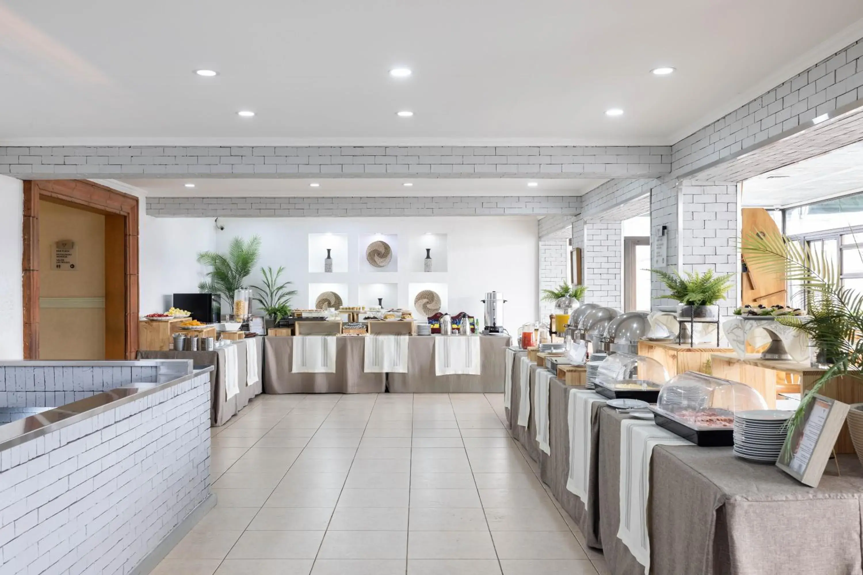 Buffet breakfast in Hotel Gran Palace Buffet breakfast in Hotel Gran Palace