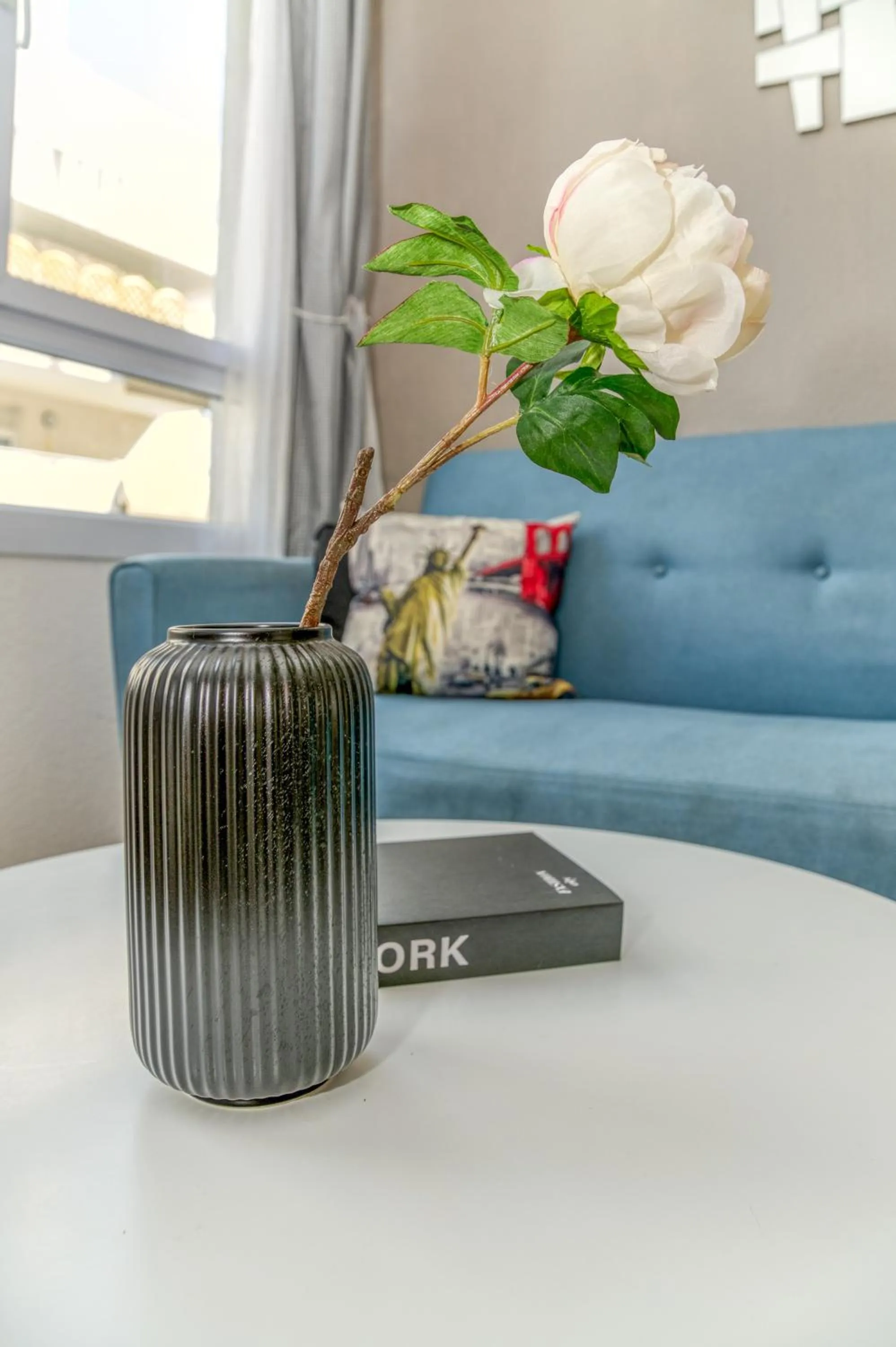 Decorative detail in R'Apparts T2 Le New York