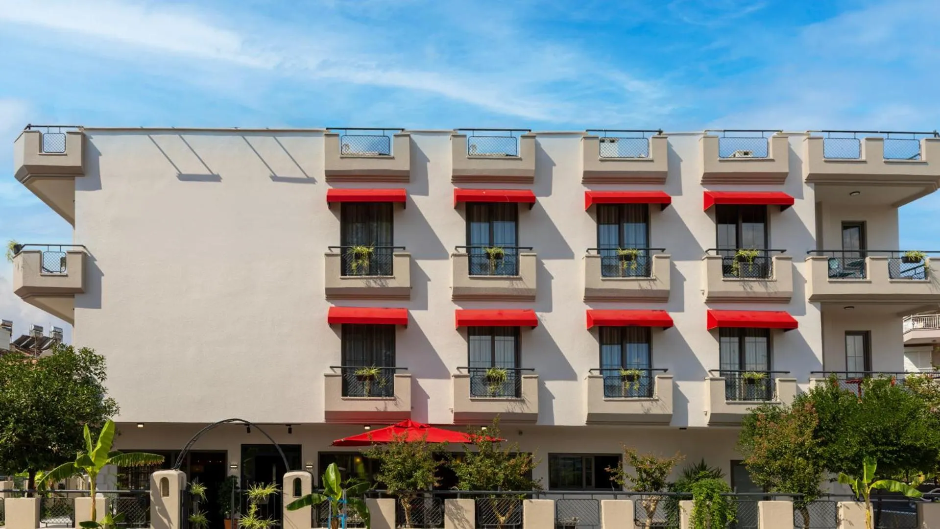 Property building in 7inn