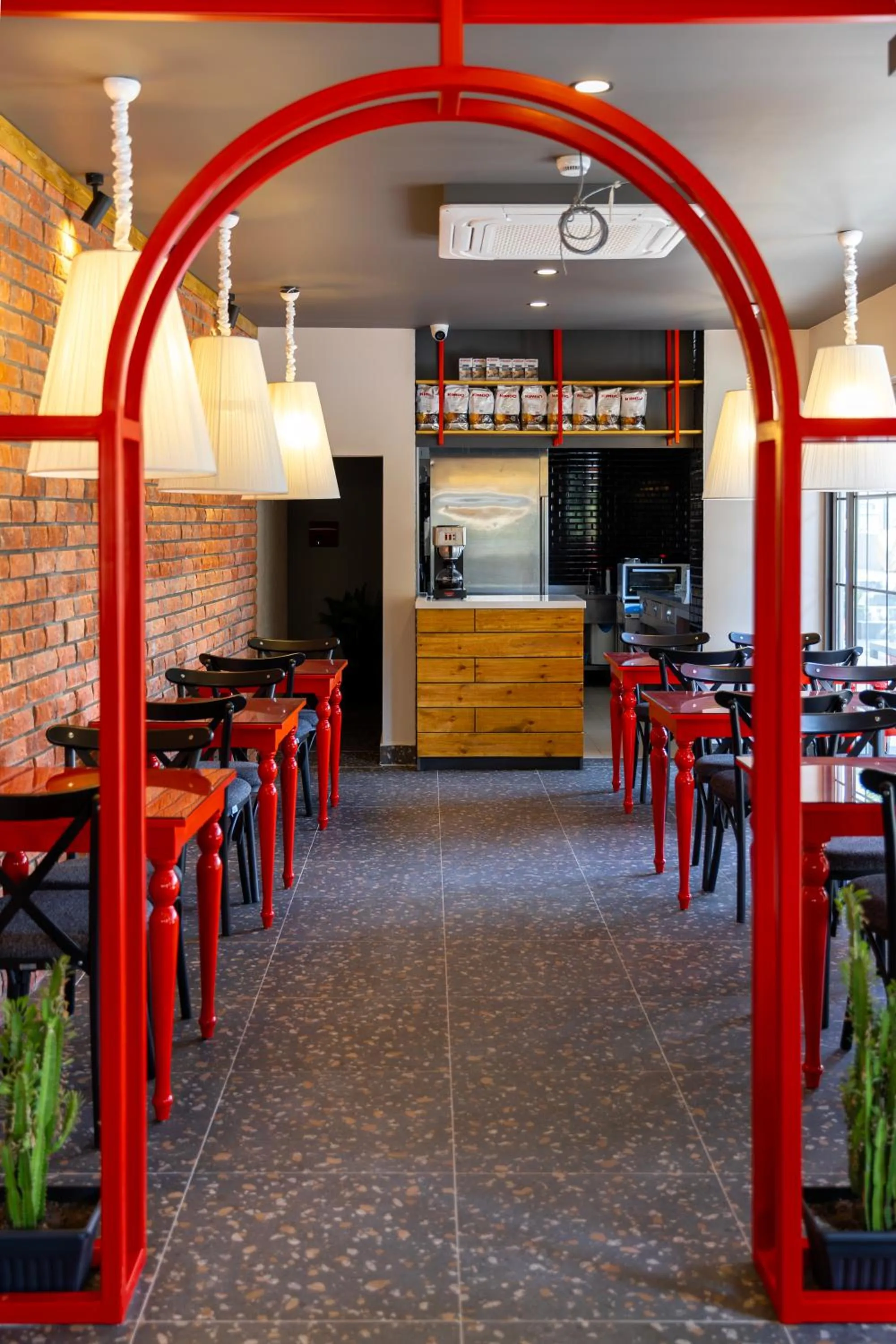 Restaurant/places to eat in 7inn