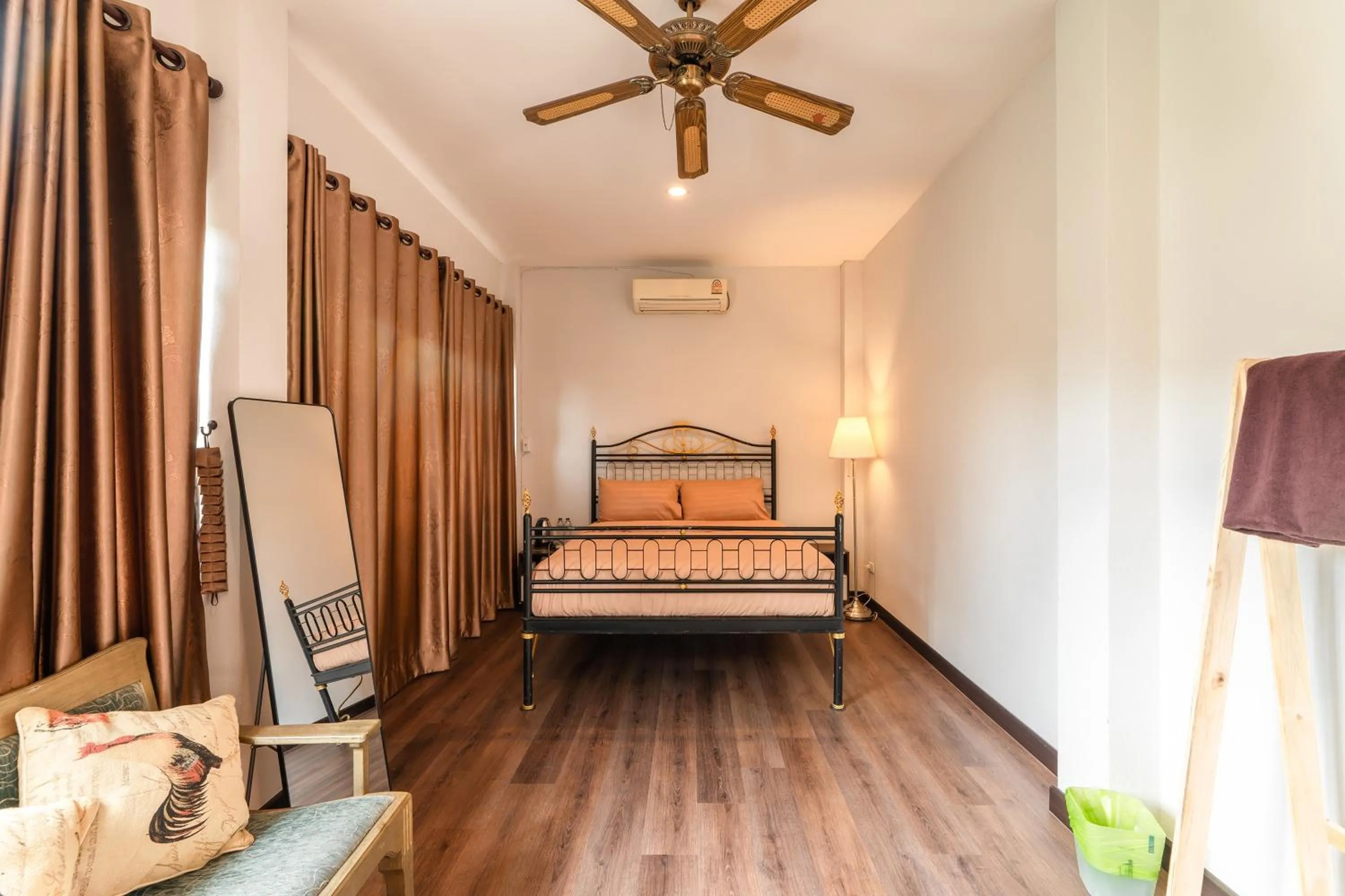 Bed in Guru Resort Chiang Mai